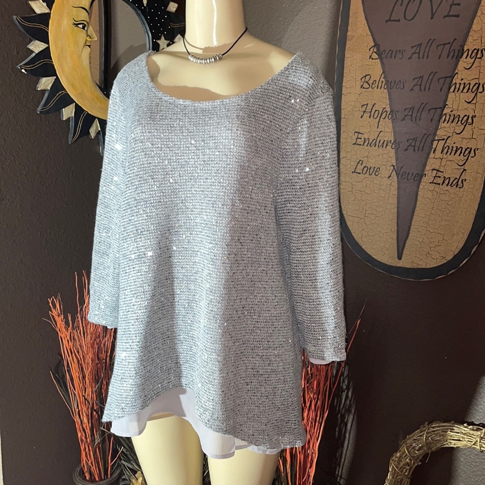 💖Simply Noelle. S-M(8-10) sparkling top 🤩